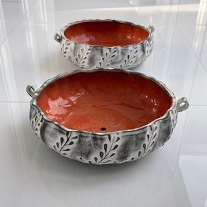 DECORATIVE GARDEN POTTERY POT